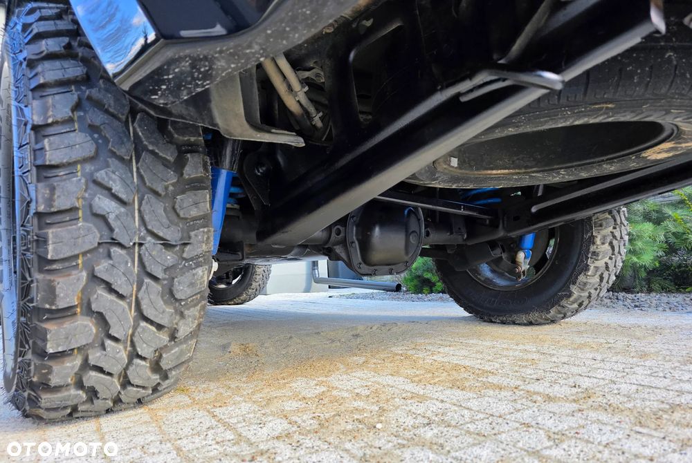 Jeep Grand Cherokee - 33