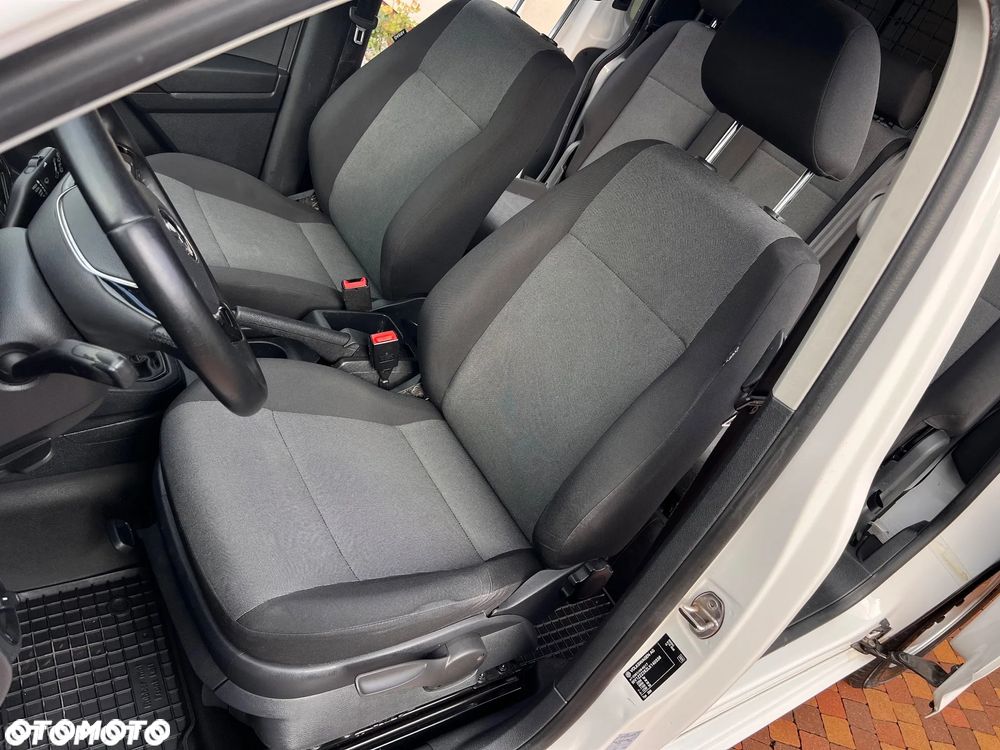 Volkswagen Caddy 2.0 TDI Comfortline - 13