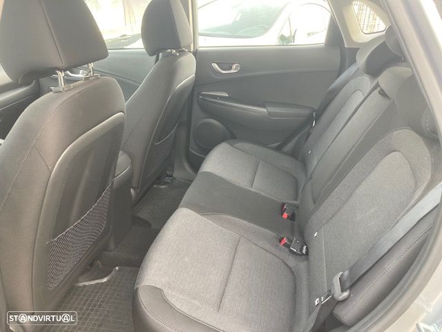 Hyundai Kauai Advantage - 18