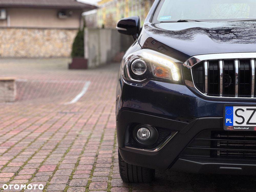 Suzuki SX4 S-Cross 1.0 T Premium 4WD - 36