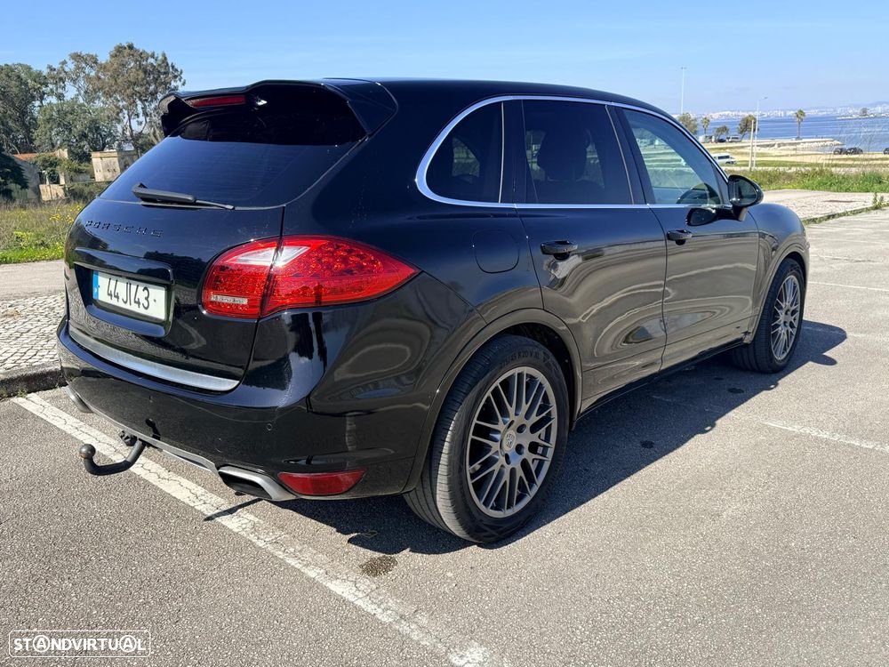Porsche Cayenne - 3