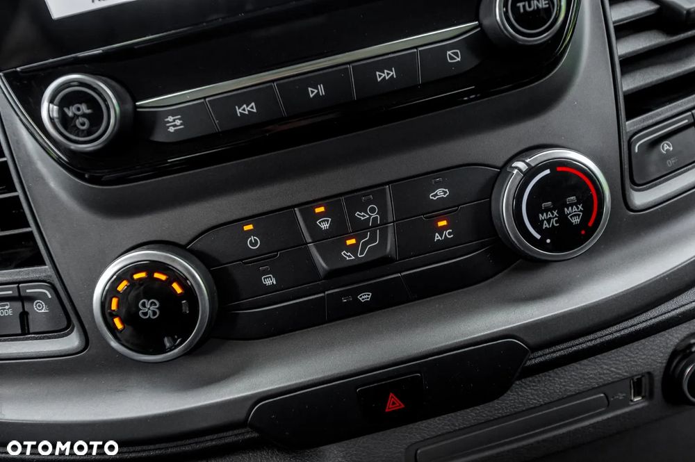 Ford Transit Custom - 14