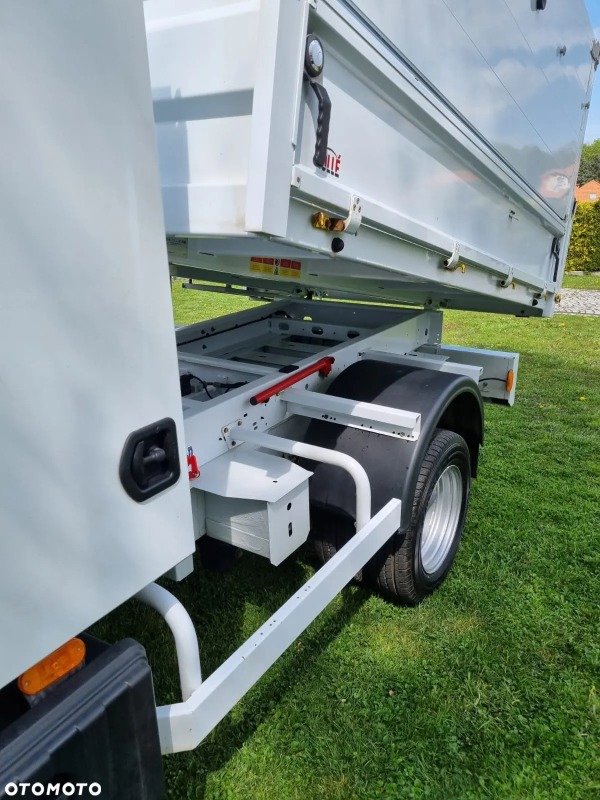 Renault Master Wywrotka - aluminiowa paka - wysokie burty - 11
