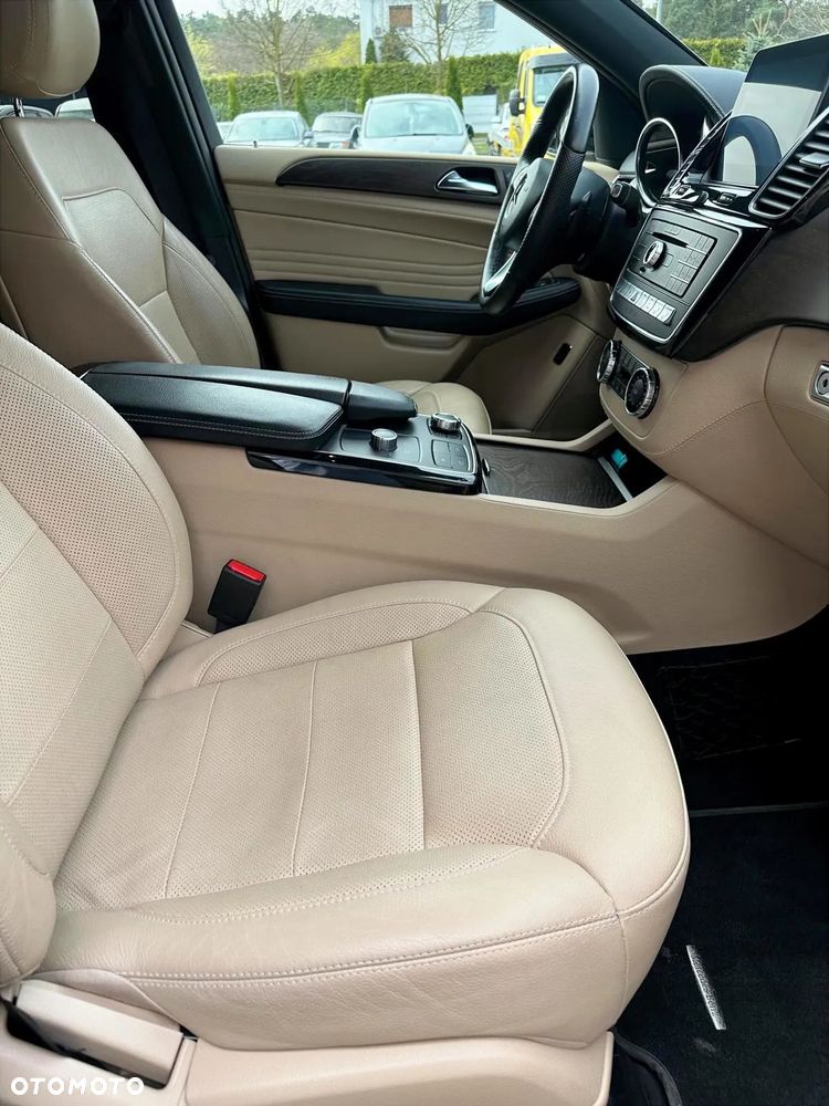 Mercedes-Benz GLE - 20