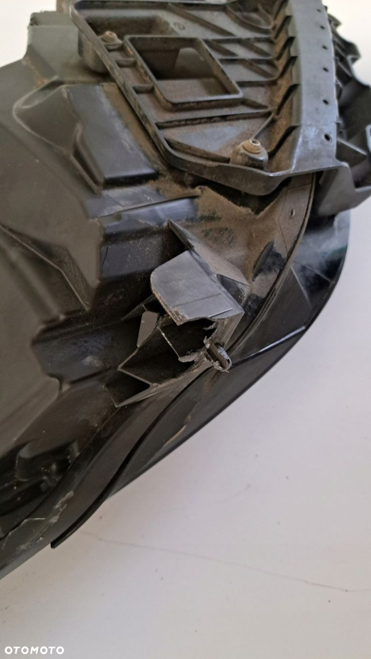 Lampa lewy przód TESLA model 3 lift Y 20- - 10