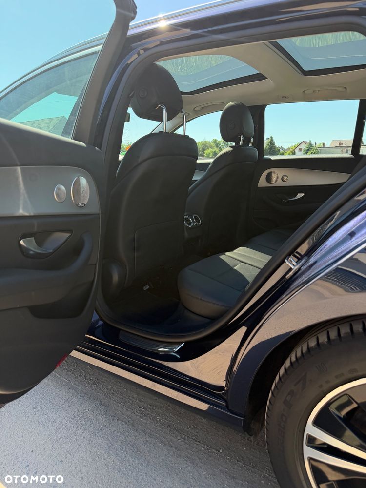 Mercedes-Benz Klasa E 220 d Avantgarde - 20