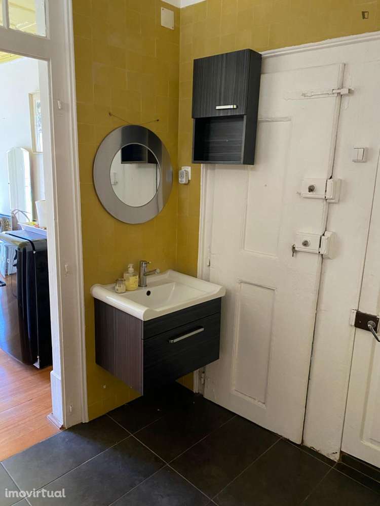 Apartamento com 1 quartos - localizado em Bairro Alto Lisbon - Grande imagem: 4/17