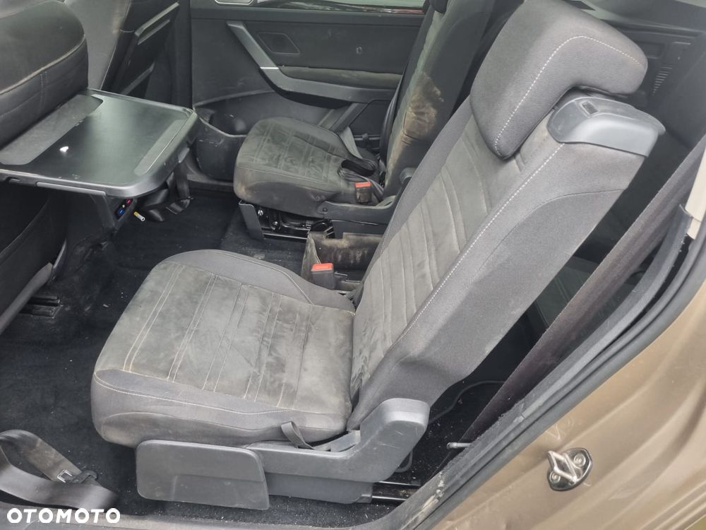 Volkswagen Touran 2.0 TDI SCR (BlueMotion Technology) Comfortline - 17