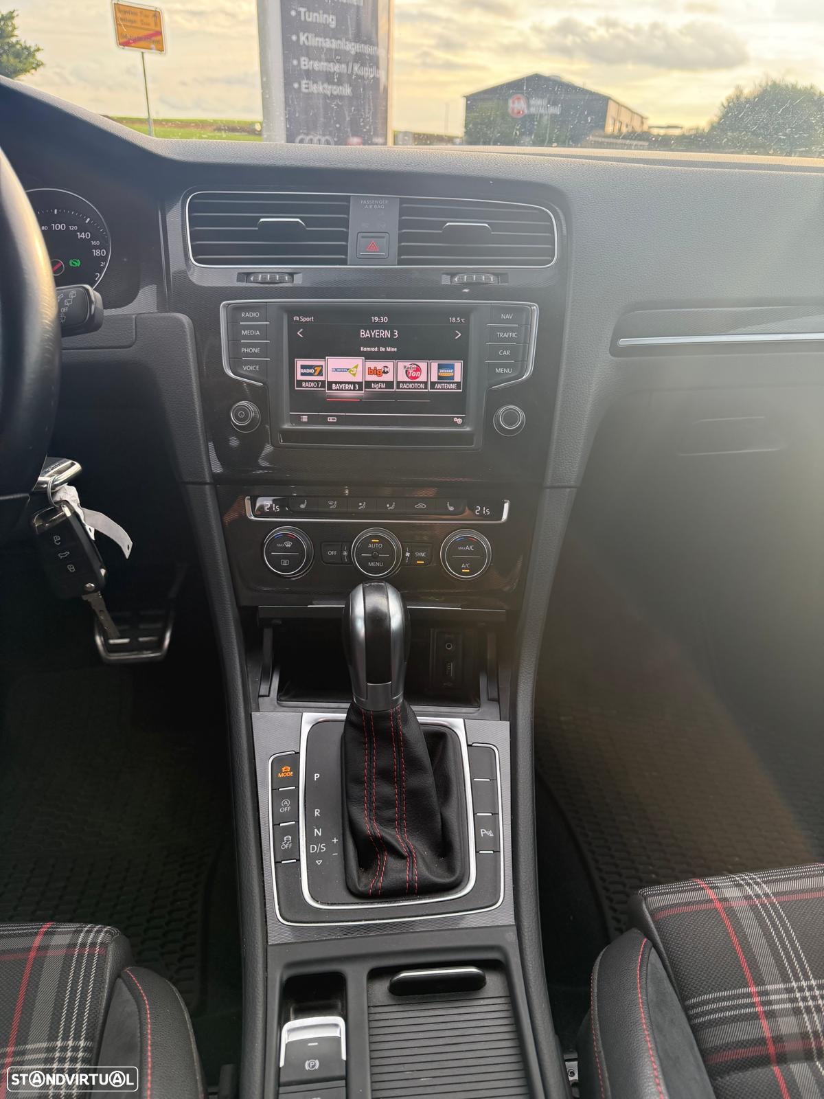 VW Golf 2.0 TSi GTi DSG Performance - 7