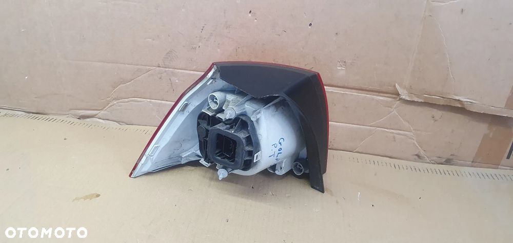 Lampa prawy tył tylna prawa w błotnik VW Golf V HB 1K6945096AA - 6