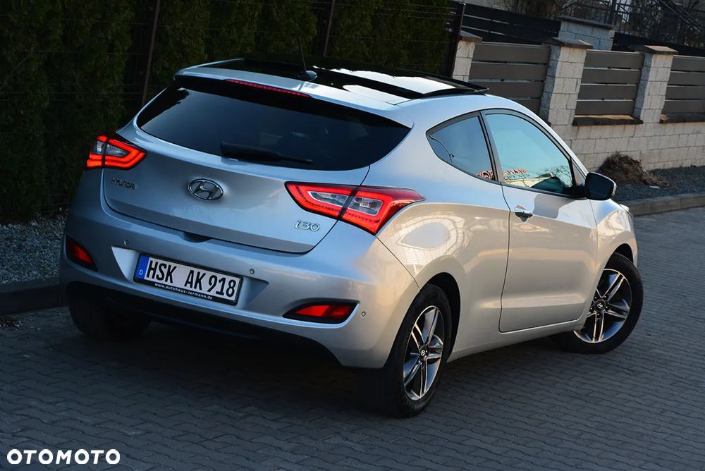Hyundai i30 1.6 CRDi Premium - 14