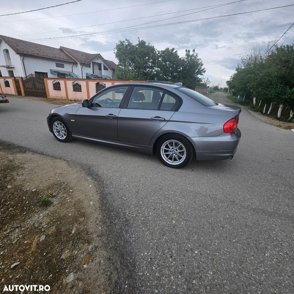 BMW 3 Series 2012