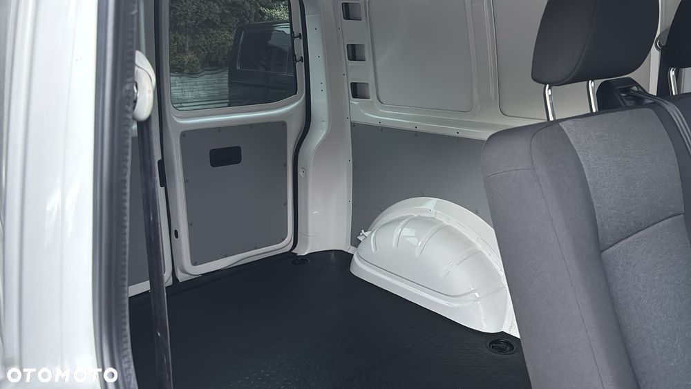 Volkswagen Transporter - 23