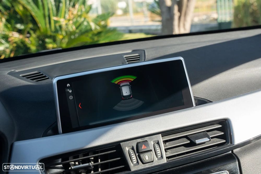 BMW X1 25 e xDrive - 9