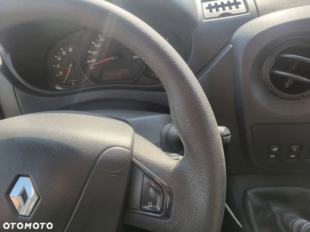 Renault Master - 31