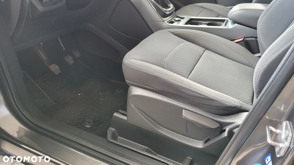 Ford Kuga 1.5 EcoBoost FWD Titanium ASS - 4