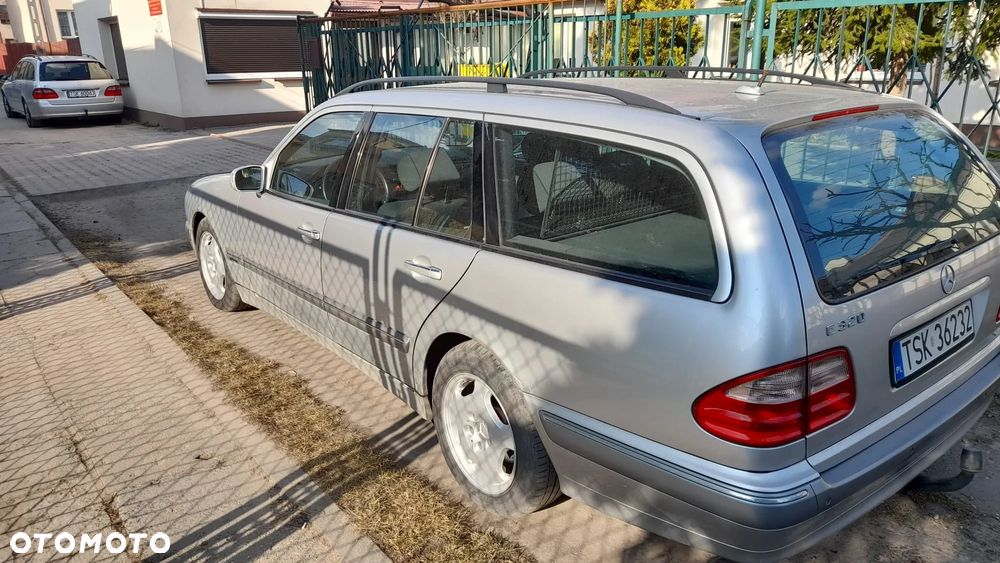 Mercedes-Benz Klasa E - 5