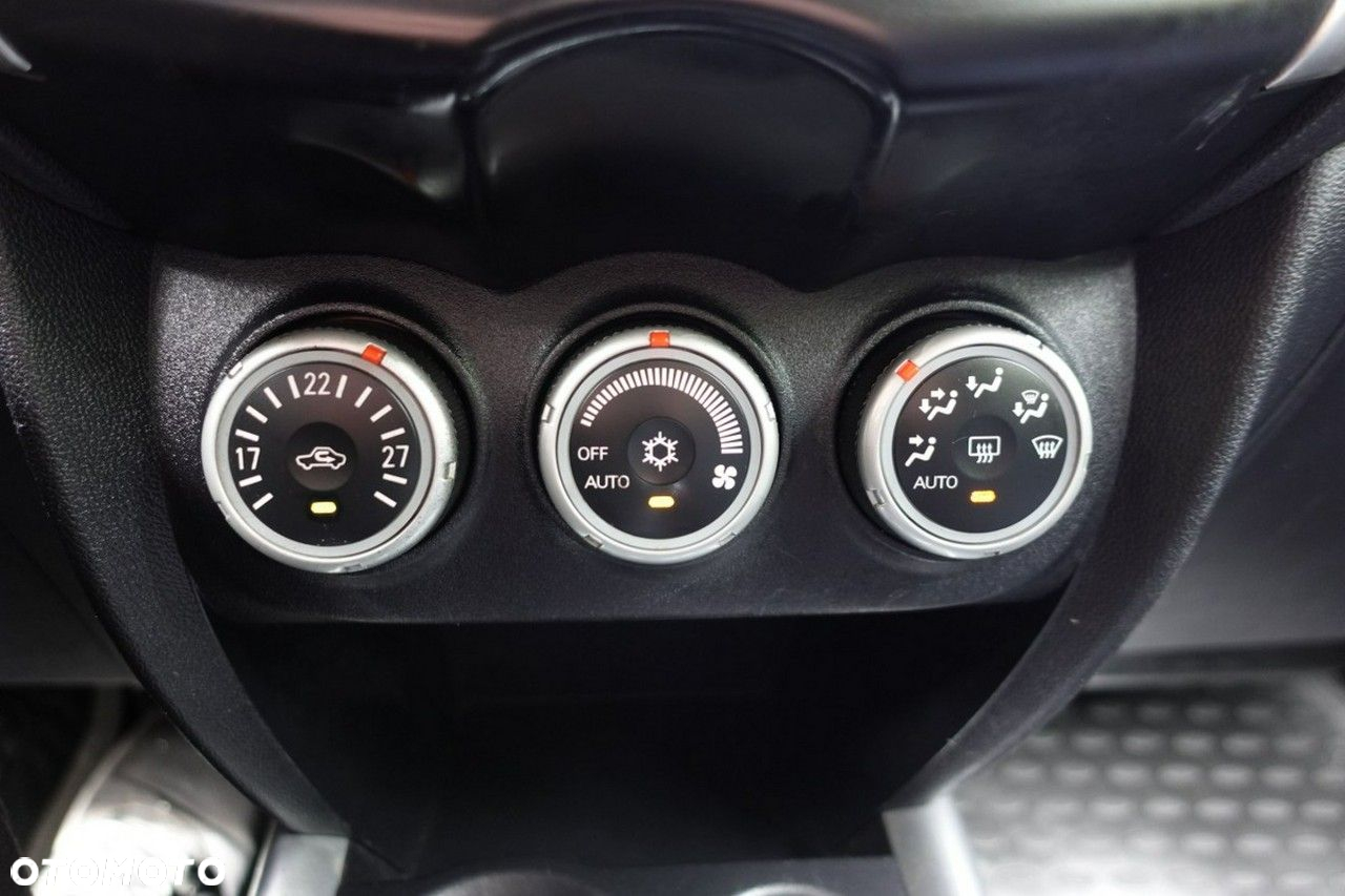 Mitsubishi ASX - 16