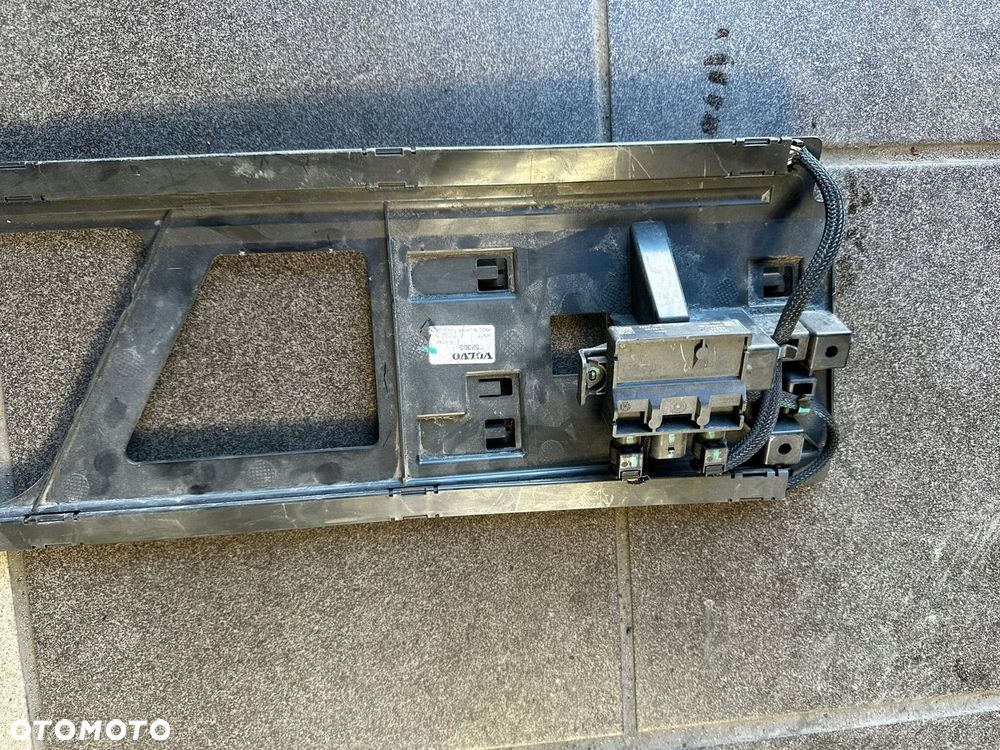 CZUJNIK KLAPY DETEKCJI RUCHU VOLVO S60 V69 XC40 XC60 32264825 32137251 ORYG - 2