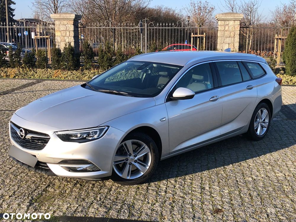 Opel Insignia - 2