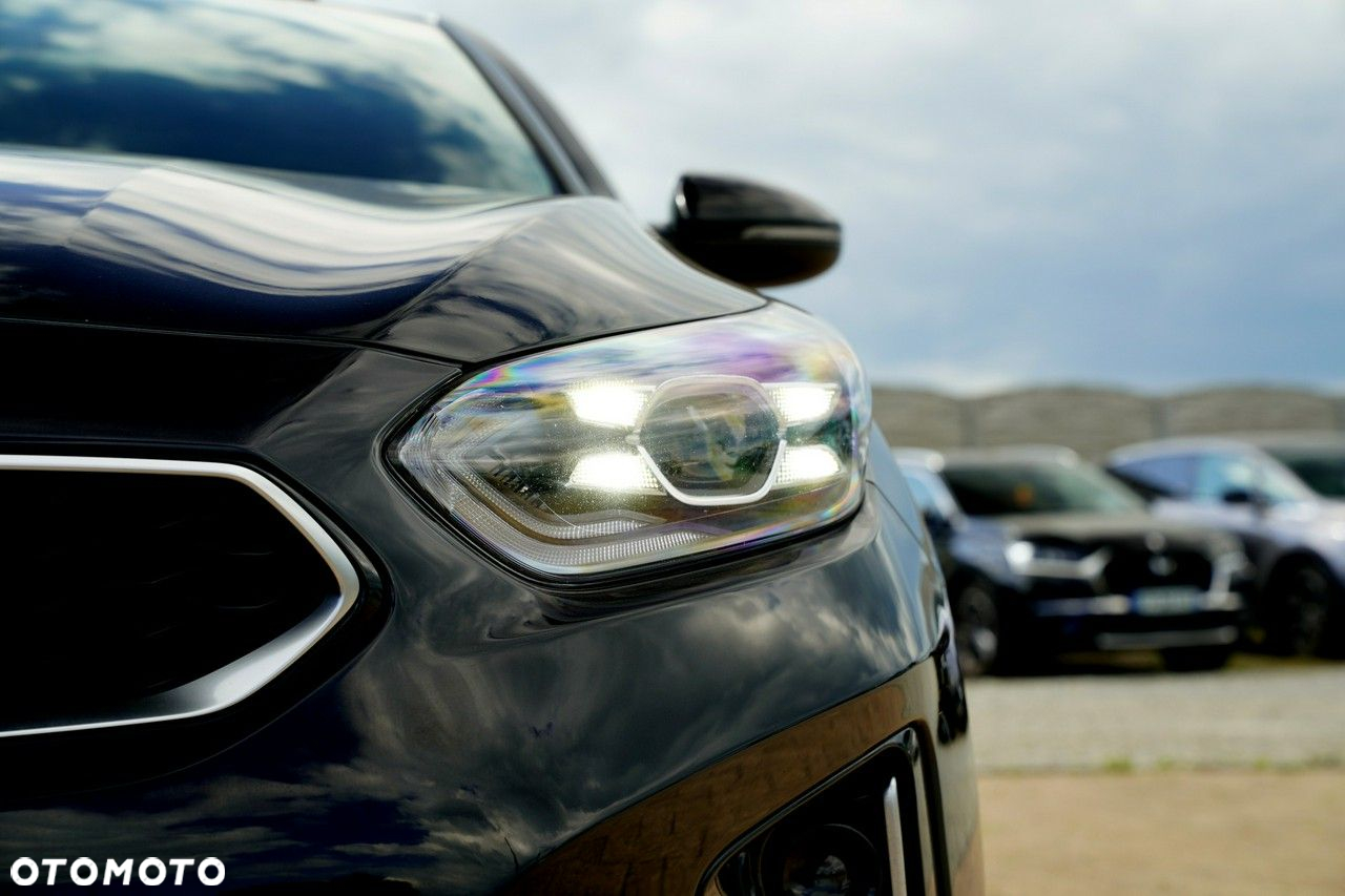 Kia ProCeed - 7