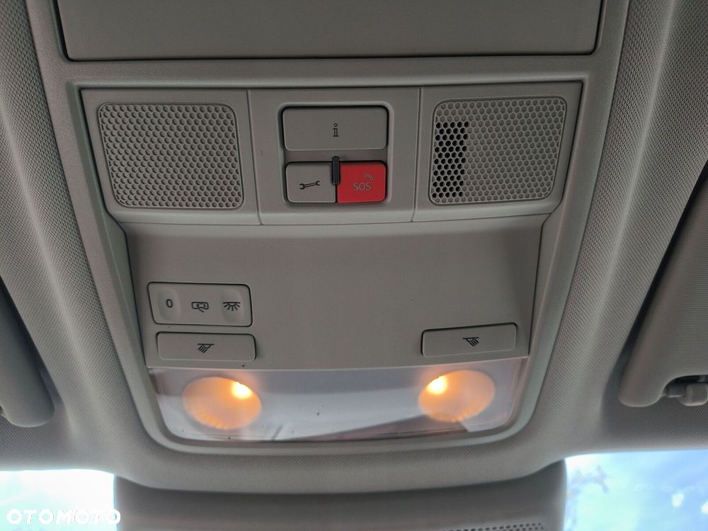 Skoda Karoq 1.0 TSI Essence - 23