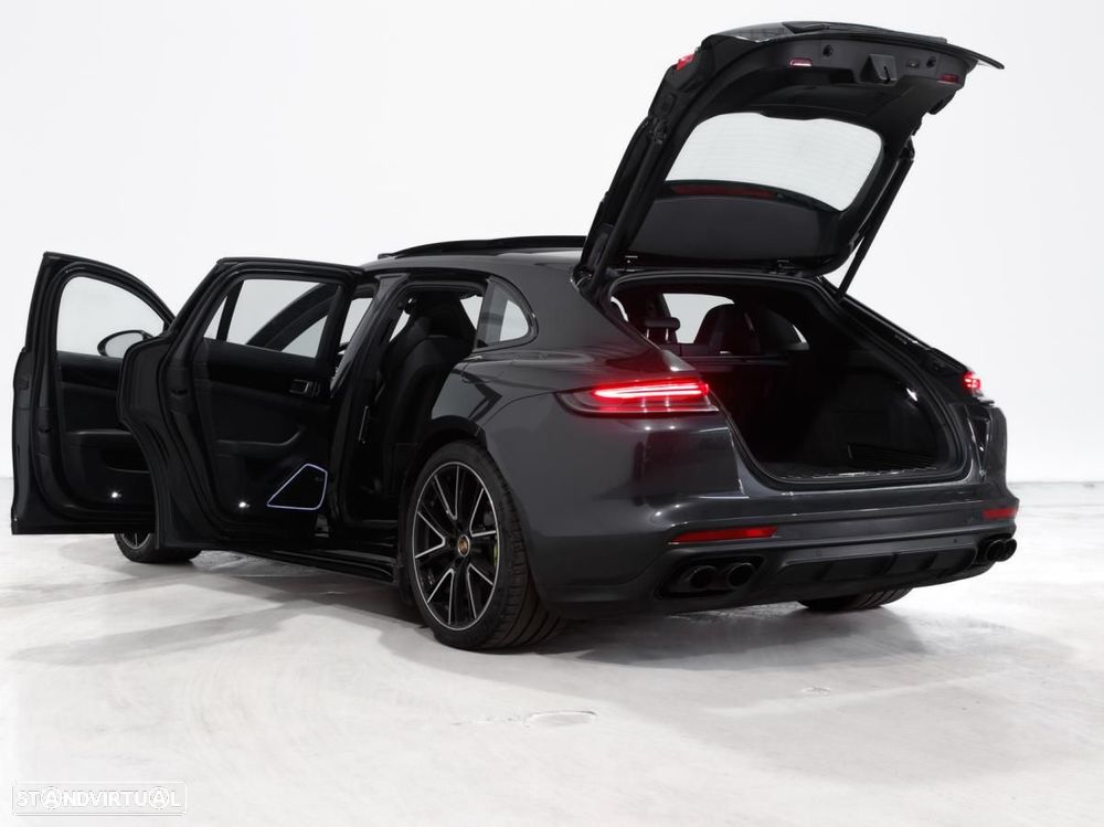 Porsche Panamera Sport Turismo 4S E-Hybrid - 5