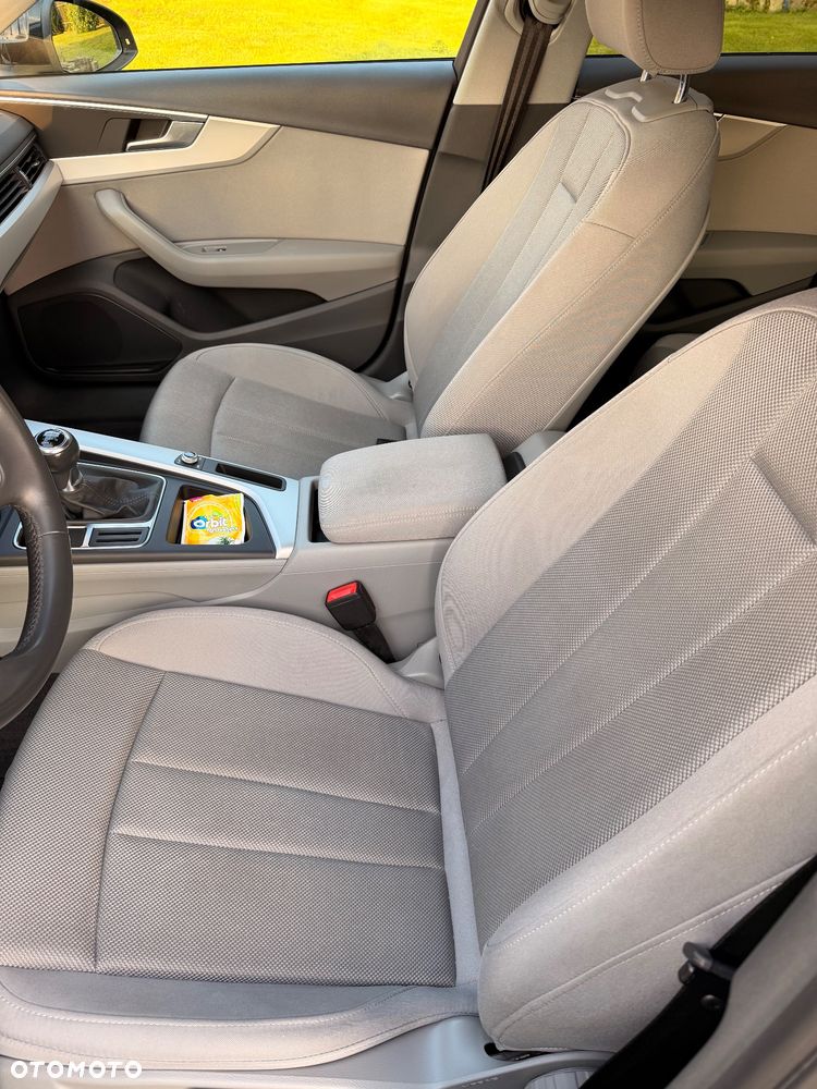 Audi A4 Limousine 35 TFSI - 10