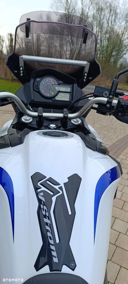 Suzuki V-STROM - 11
