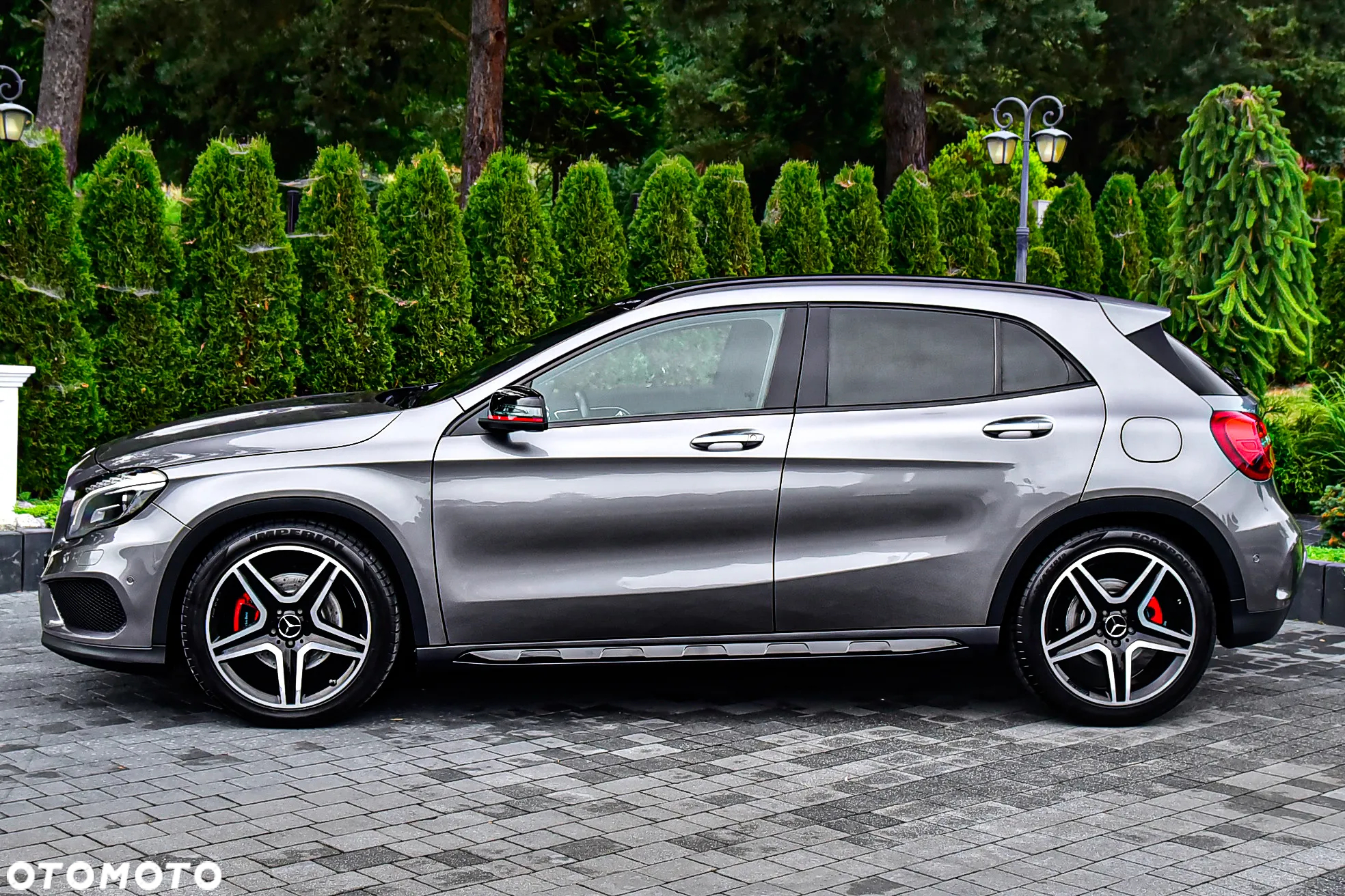 Mercedes-Benz GLA 250 4Matic 7G-DCT AMG Line - 11
