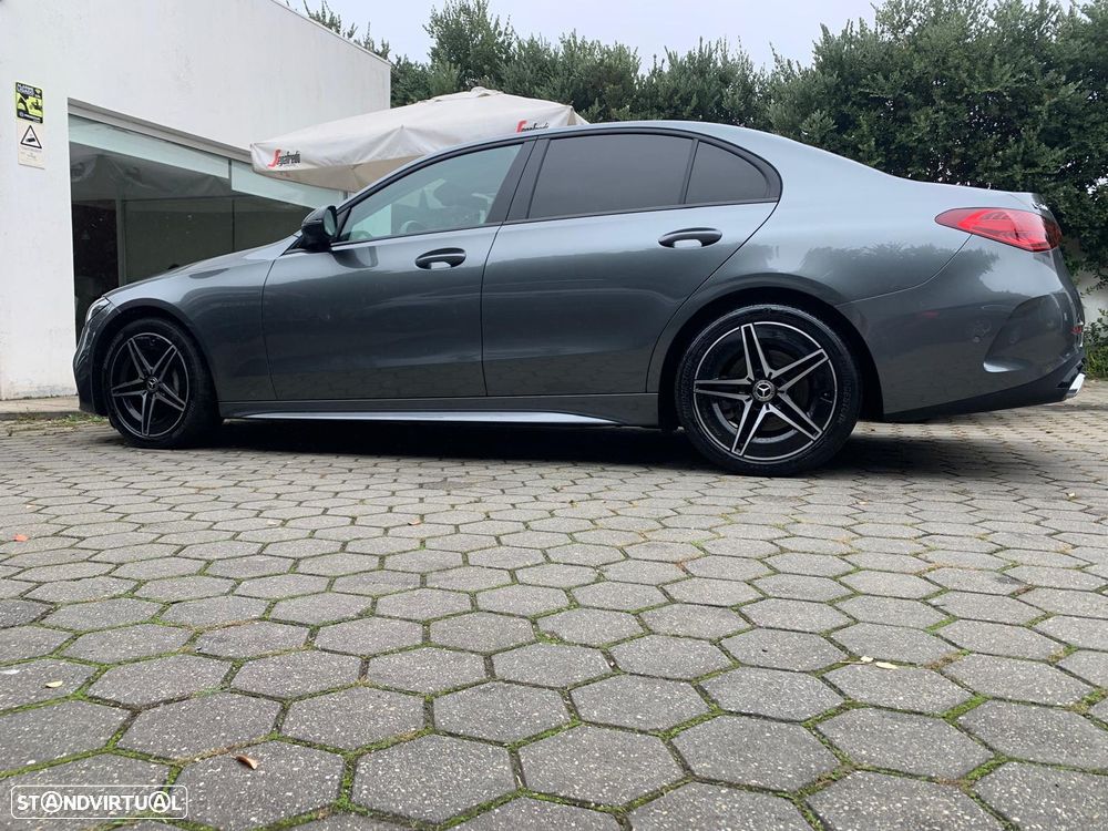 Mercedes-Benz C 300 4Matic 9G-TRONIC AMG Line - 2