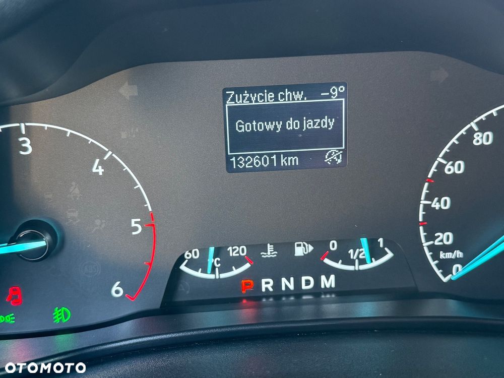 Ford Transit Connect - 8