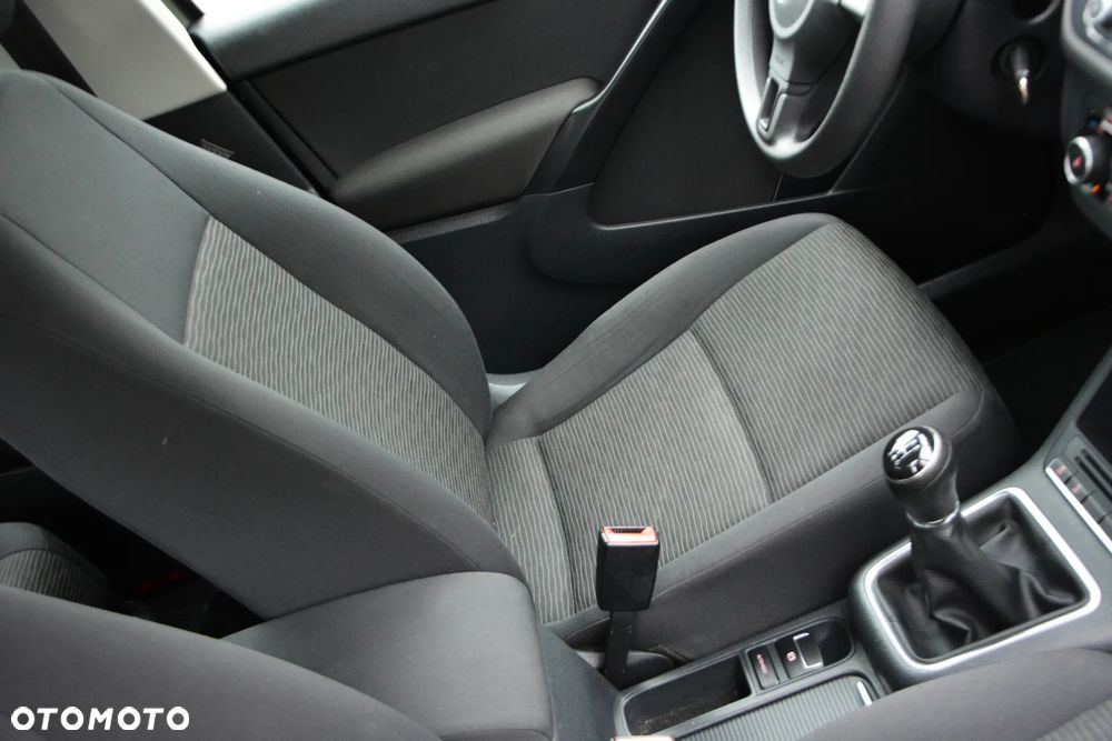 Volkswagen Tiguan - 32