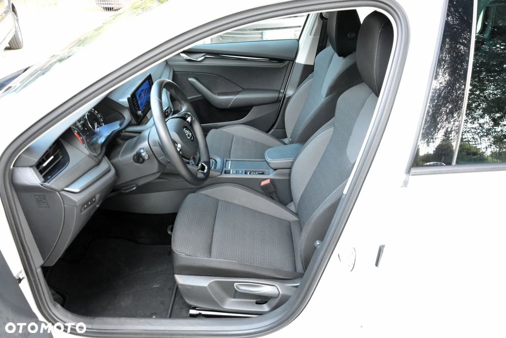 Skoda Octavia 1.0 TSI Ambition - 10