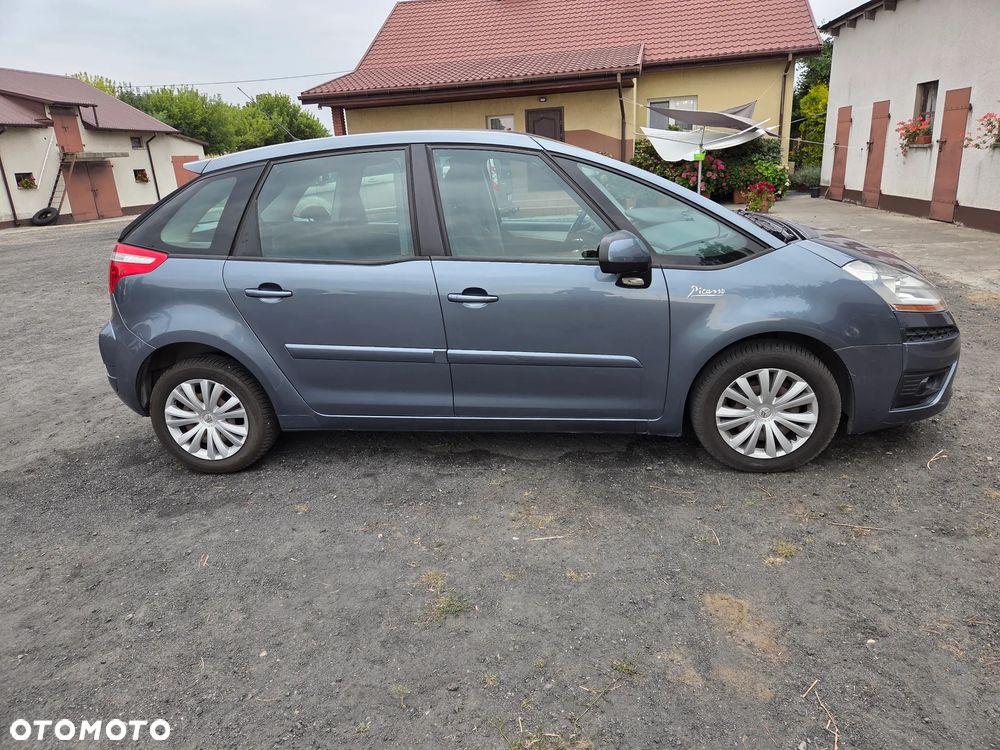 Citroen C4 Picasso 2010 photo 4