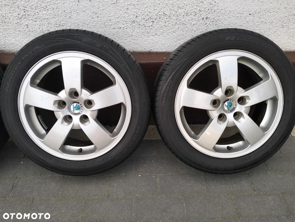 195 50 15 / 5x100 / SKODA Fabia AUDI A1  Vw Polo SEAT Ibiza / KUMHO / - 4
