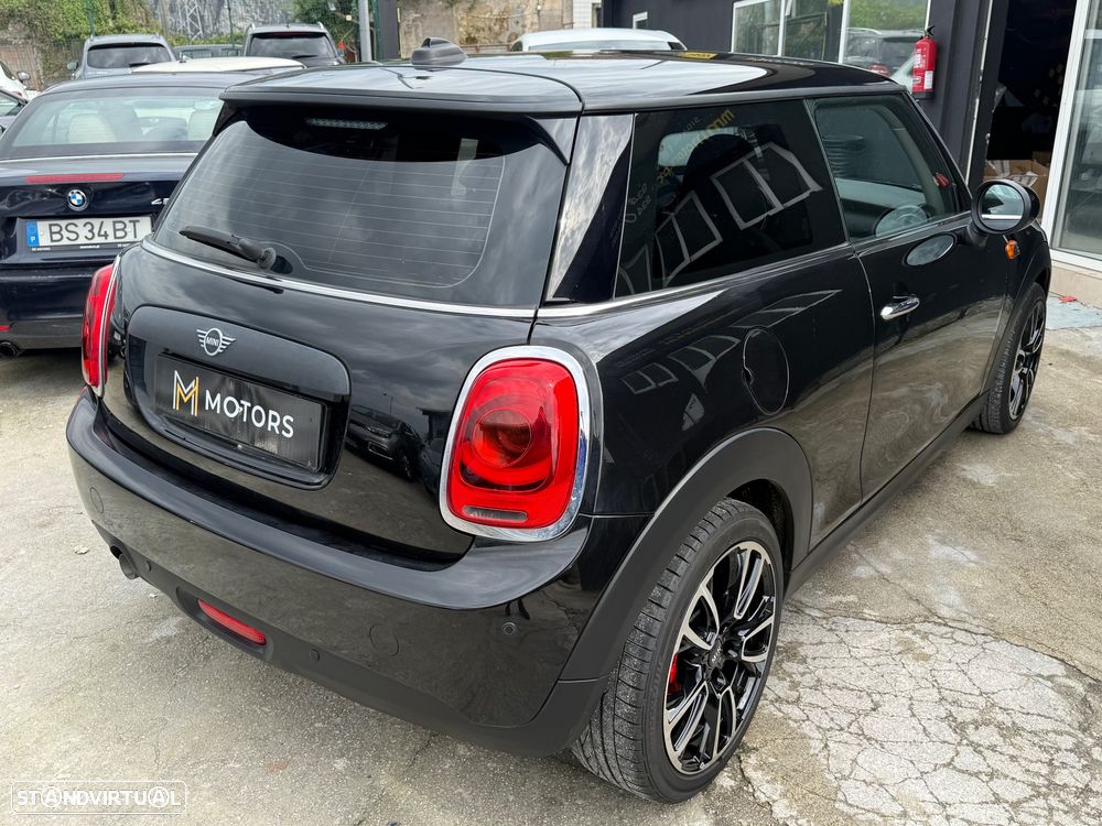 MINI 3 Portas Cooper D - 28