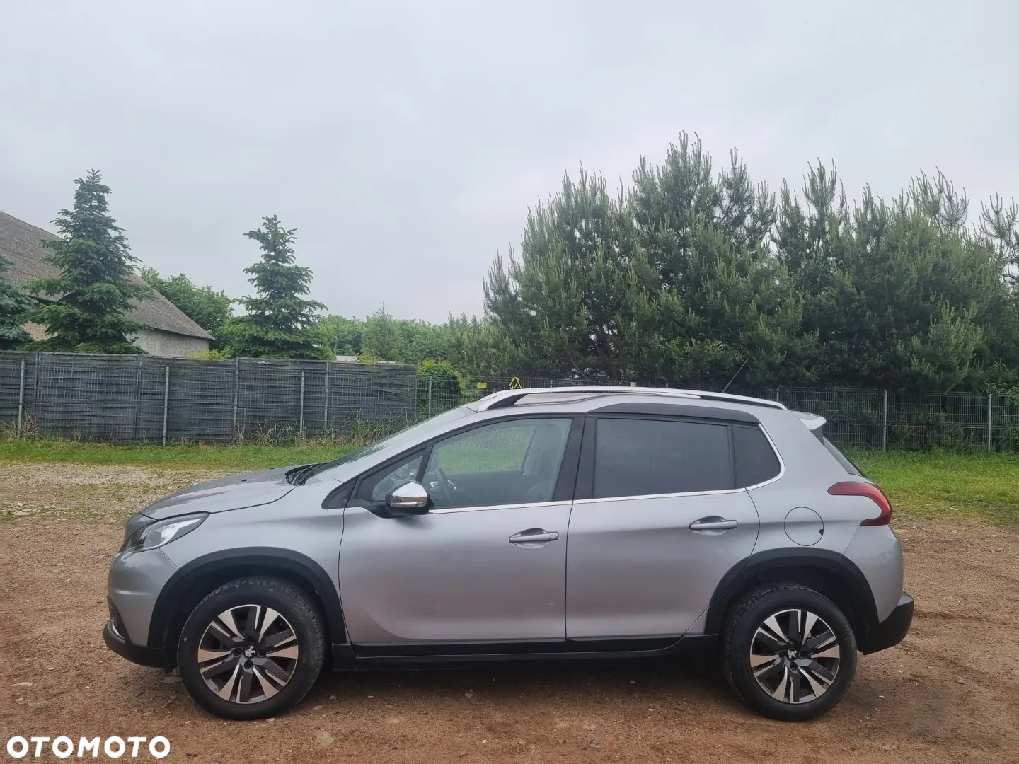 Peugeot 2008 BlueHDi 100 STOP & START Allure - 7