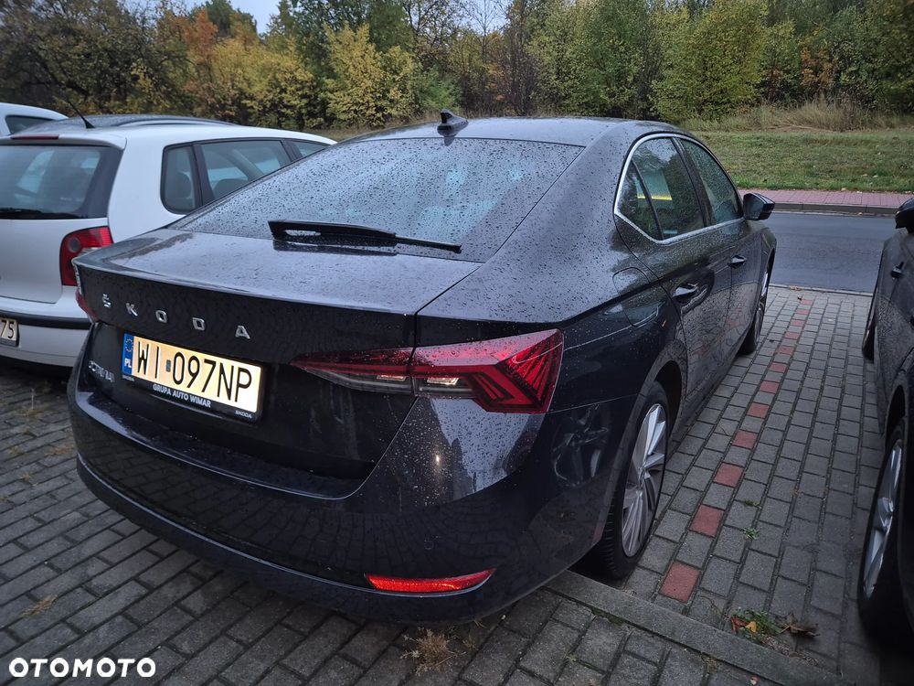 Skoda Octavia 2023 photo 2