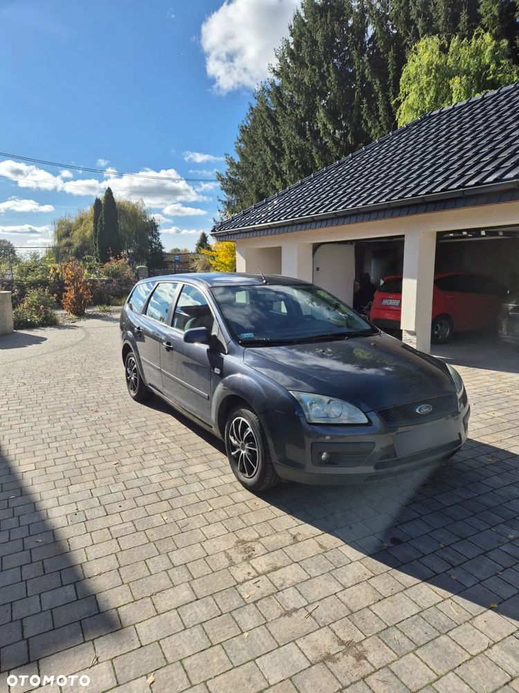 Ford Focus 1.6 Comfort - 1