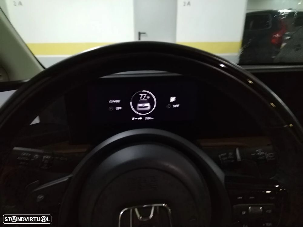 Honda e Advance (17") - 11