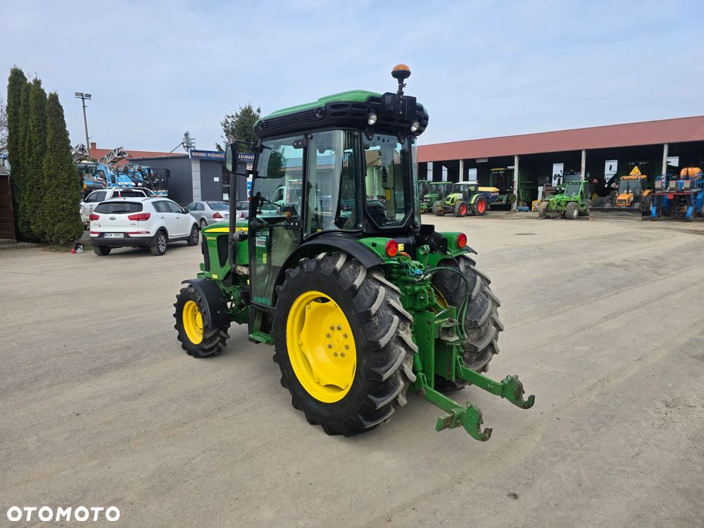 John Deere 5090GV - 6