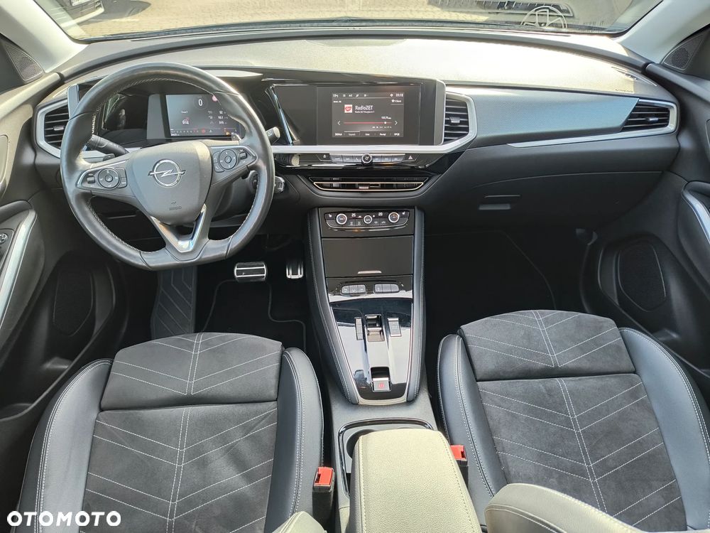 Opel Grandland 1.2 T Business Elegance S&S - 9