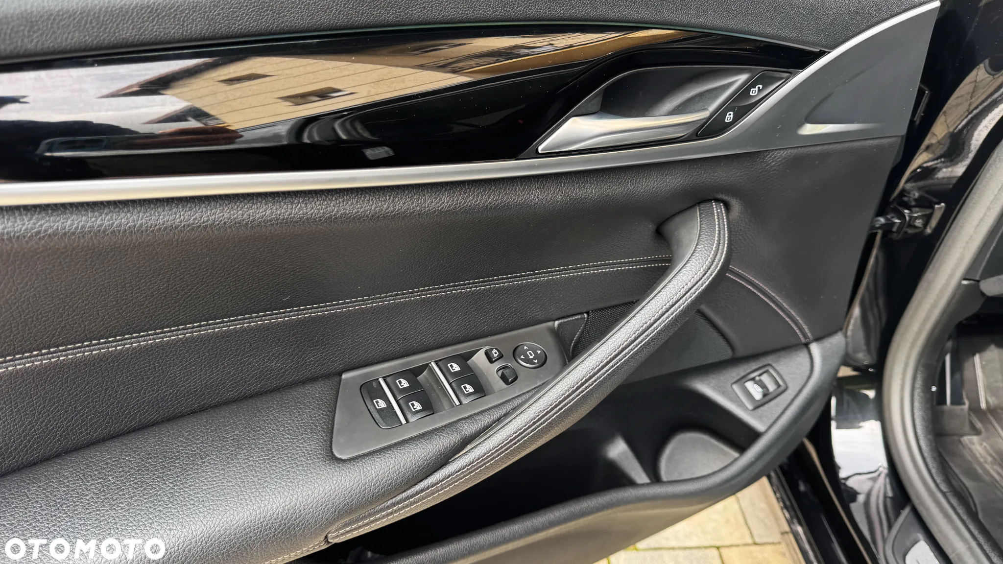 BMW Seria 5 520d Sport Line sport - 29