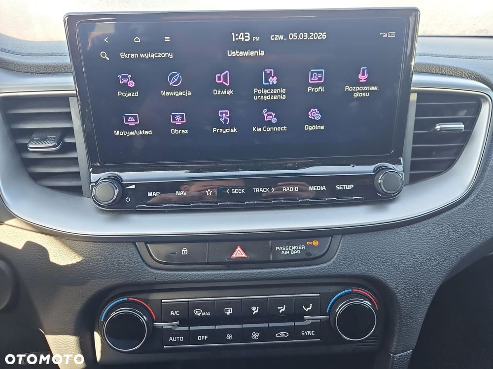 Kia Ceed 1.5 T-GDI M DCT - 11
