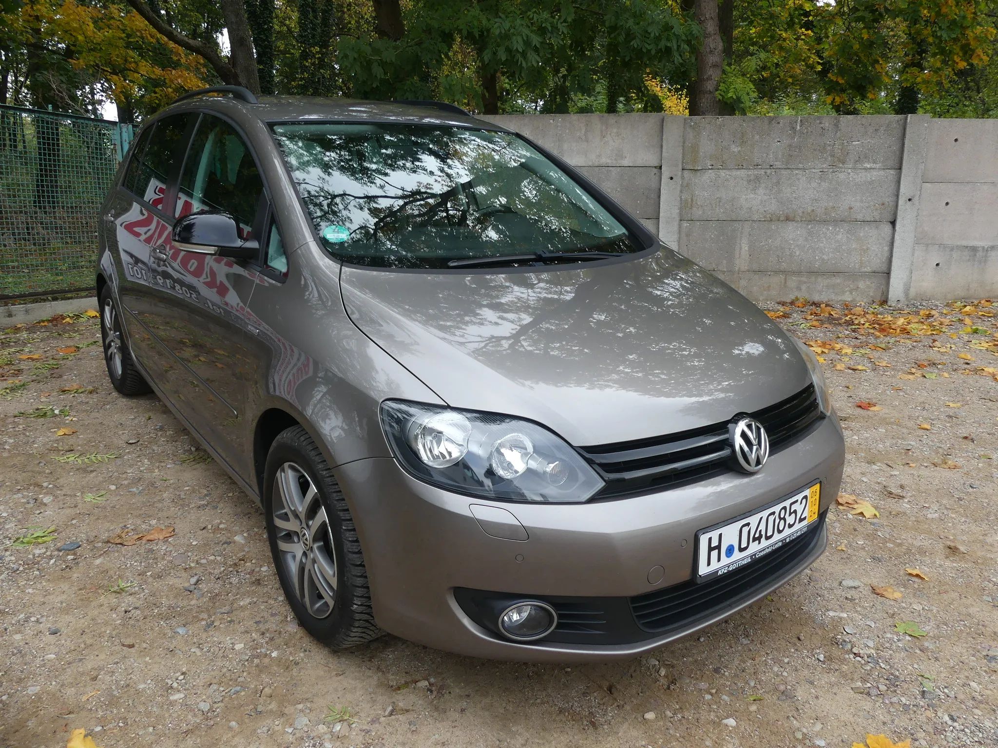 Volkswagen Golf Plus 1.6 TDI Comfortline - 1