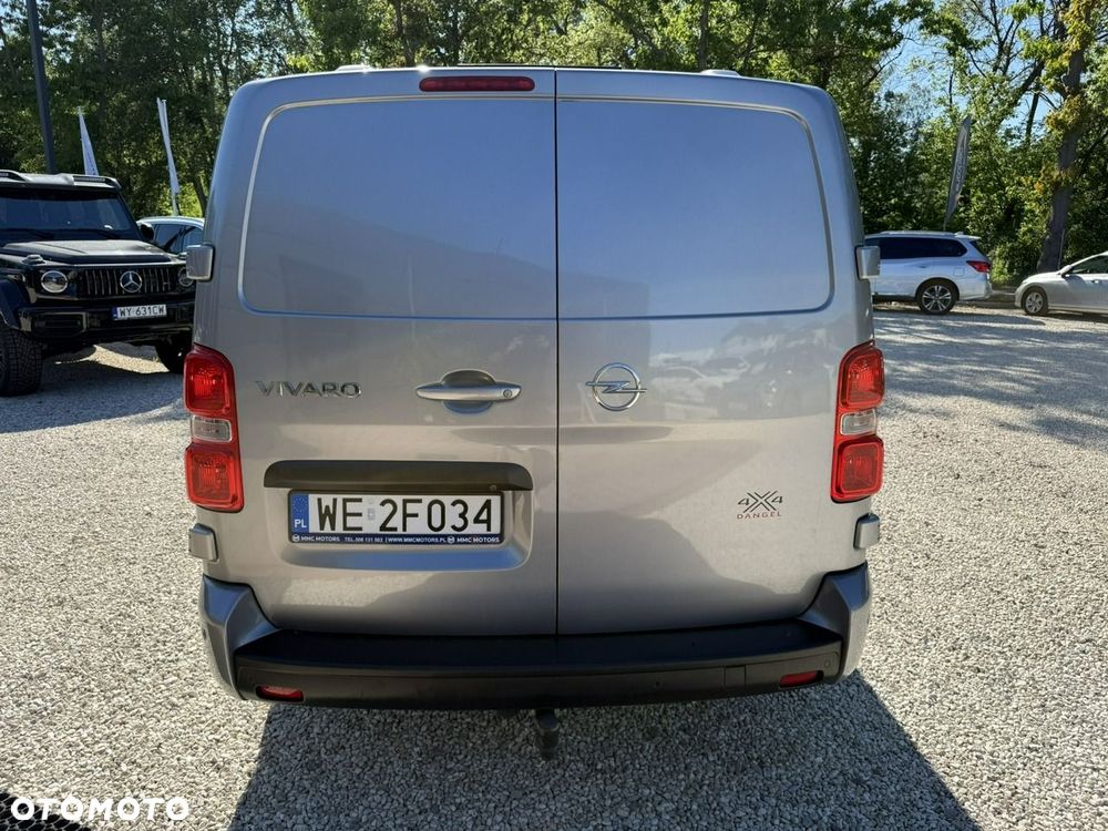 Opel Vivaro - 11