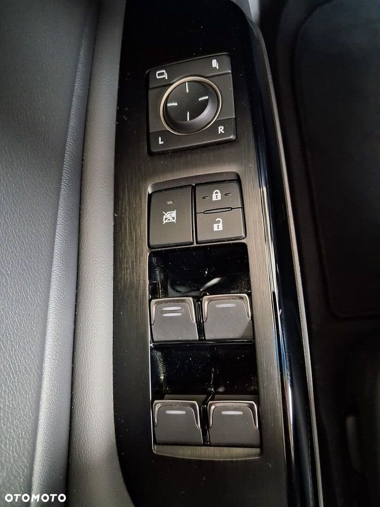 Lexus ES 300h Business Edition - 16