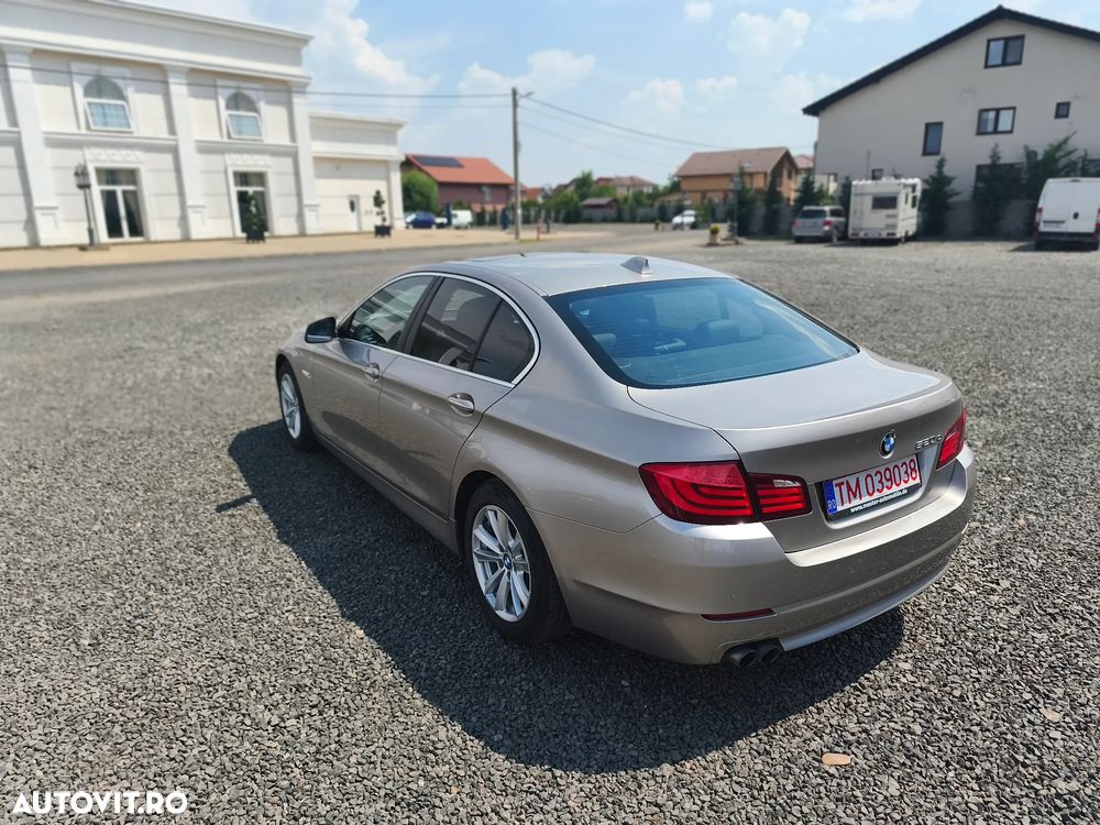 BMW Seria 5 520d Sport-Aut. - 6