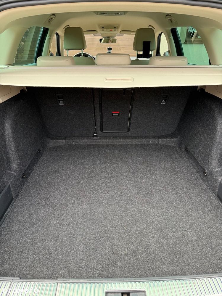 Skoda Superb 2.0 TDI 4x4 L&K DSG - 16